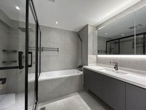 Housing image — Bathroom
