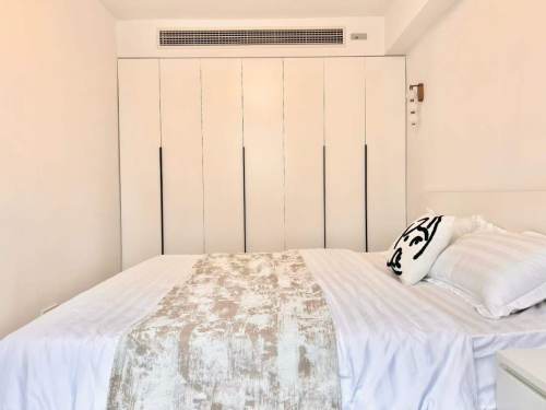 Housing image — Bedroom