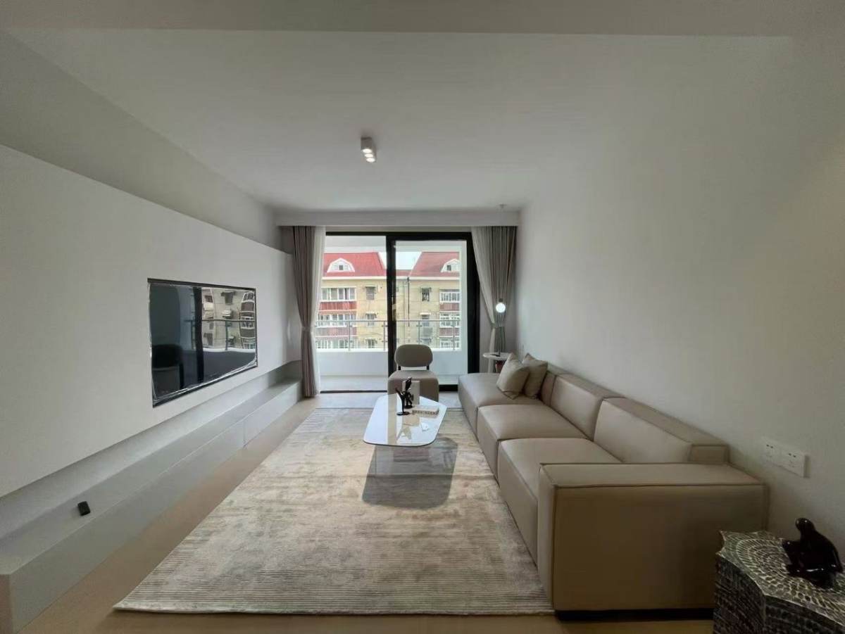 Housing image — Living Room