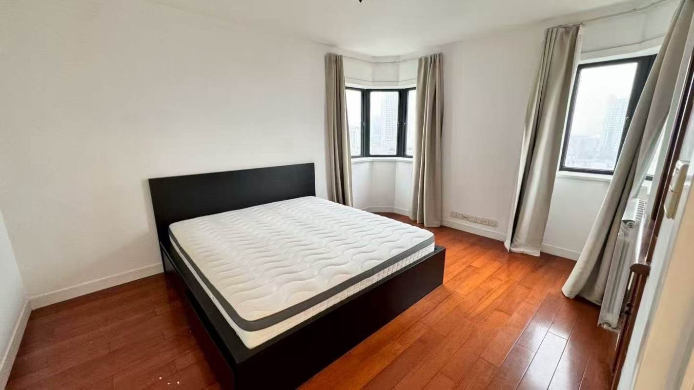 Housing image — Bedroom
