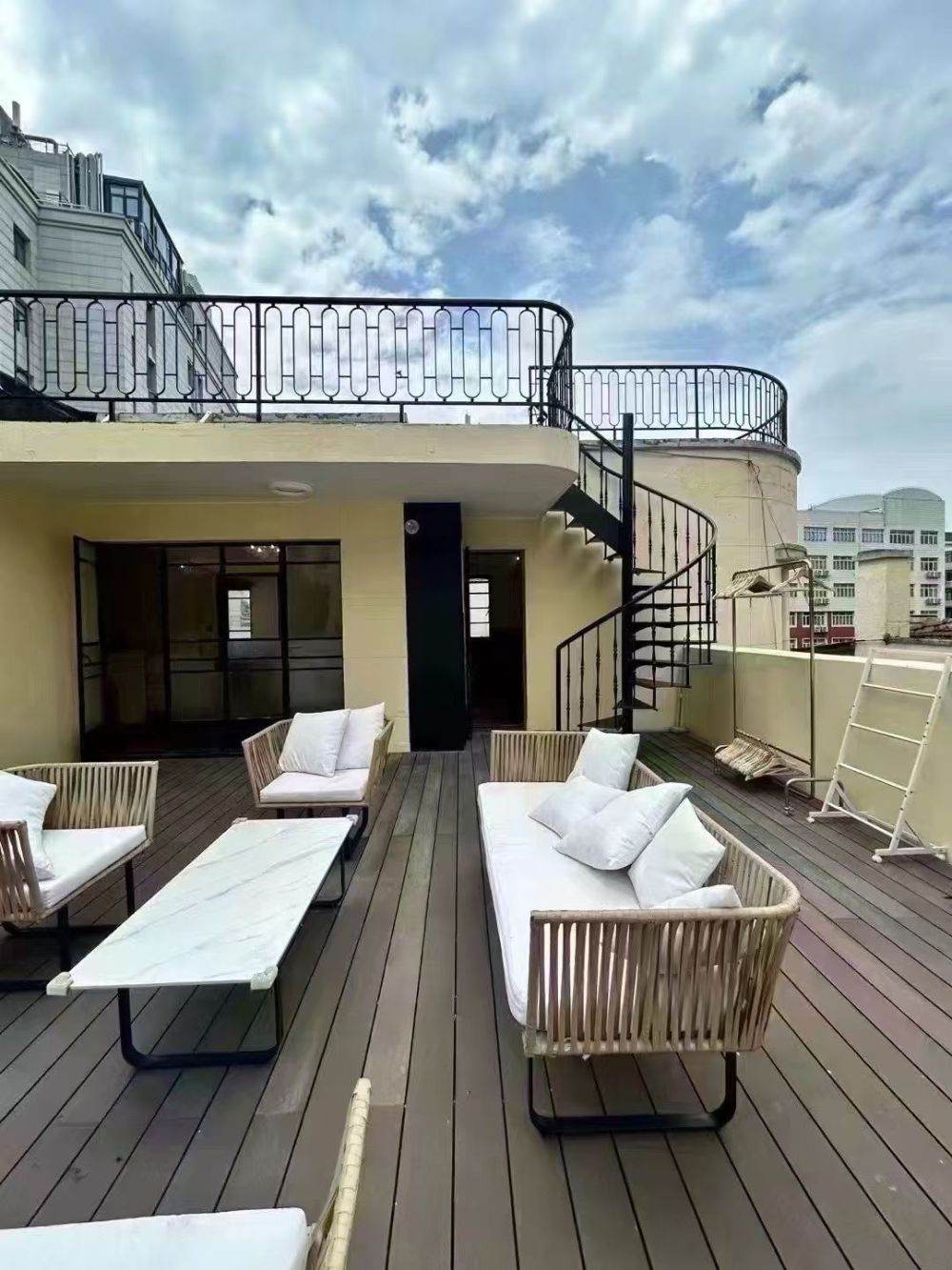 Housing image — Terrace