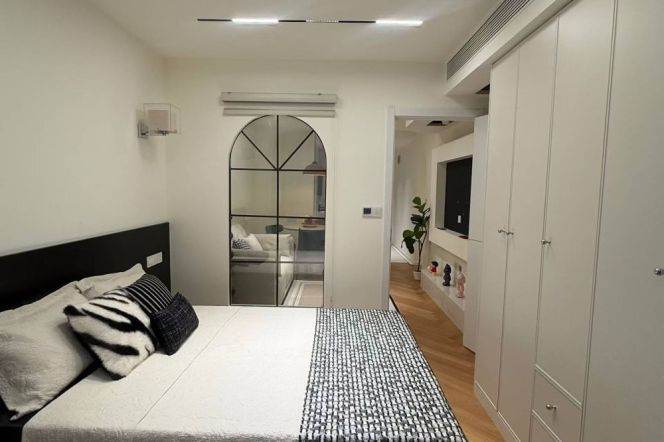 1BR Apartment in Old Xuhui (L9/L12)