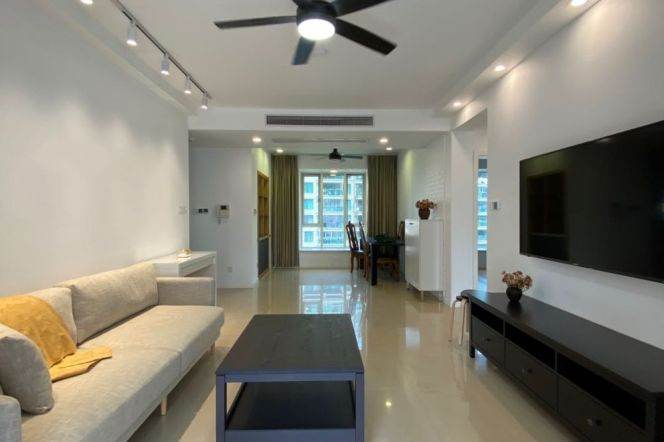 Spacious 2BR Apartment at Ladoll International City (L2/L12/L13)