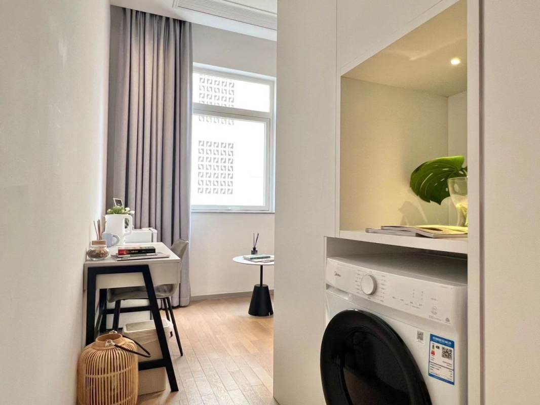 Housing image — Living Room