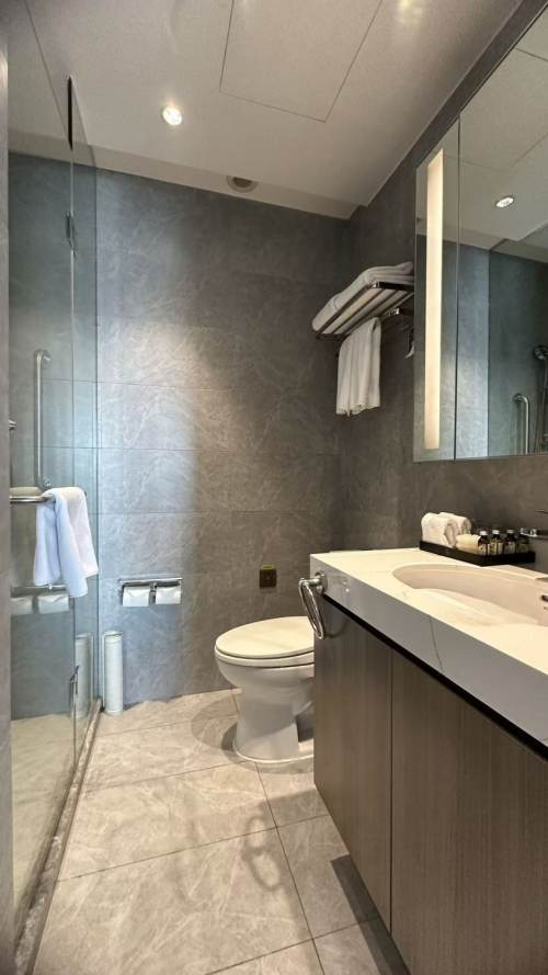 Housing image — Bathroom