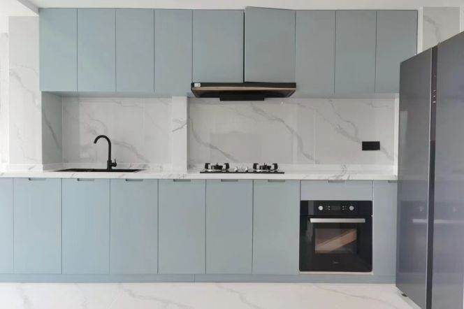High-Floor 3BR Apartment near Zhongshan Park (L2/L3/L4)