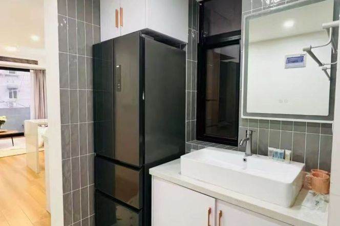 1BR Apartment near West Yan'An Rd Metro (L3/L4)