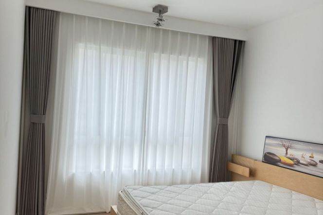High-Floor 1BR Apartment at One Park Avenue