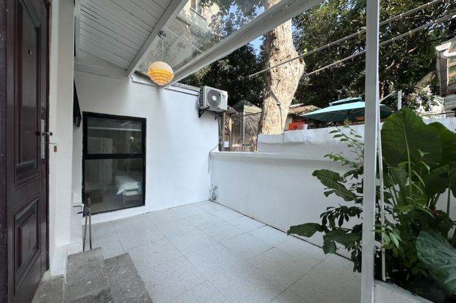 1BR Apartment near South Shaanxi Rd Metro with Terrace (L1/L10/L12)
