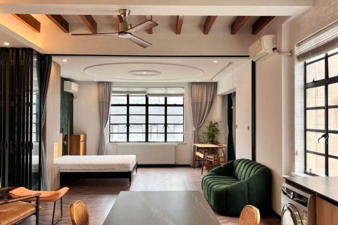 Spacious 1BR Heritage Apartment in Old Xuhui with Floor-to-Ceiling Windows (L1/L7)