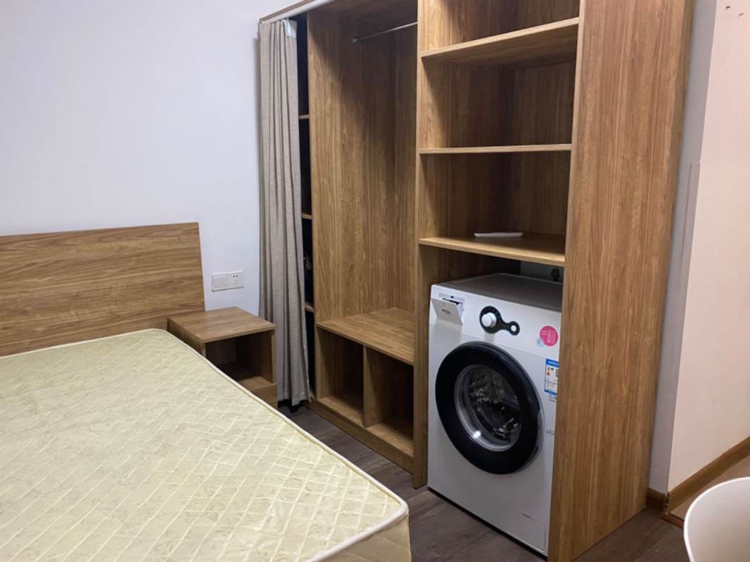 Housing image — Bedroom