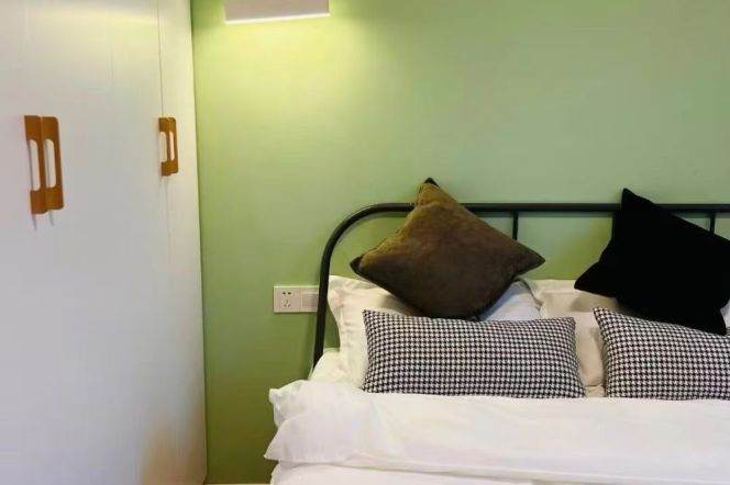 1BR Apartment near Jiaotong University Metro