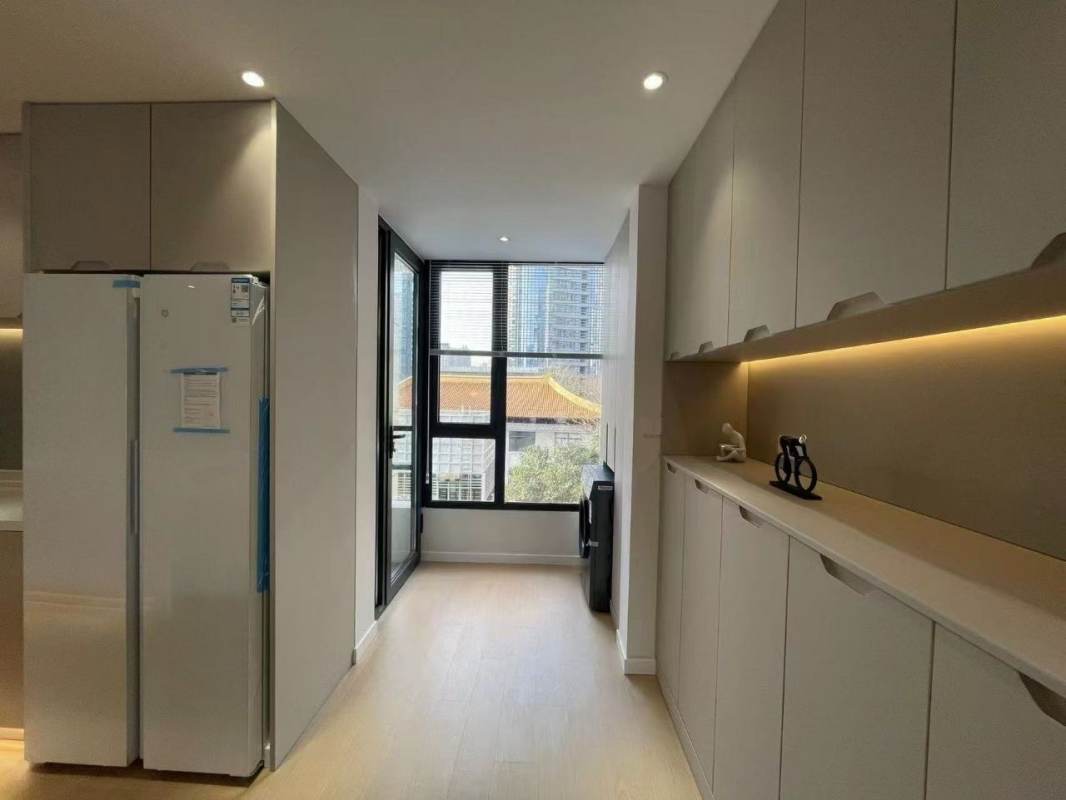 Housing image — Kitchen