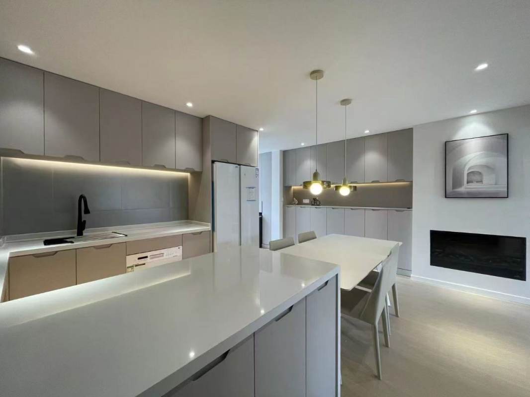 Housing image — Dining Area
