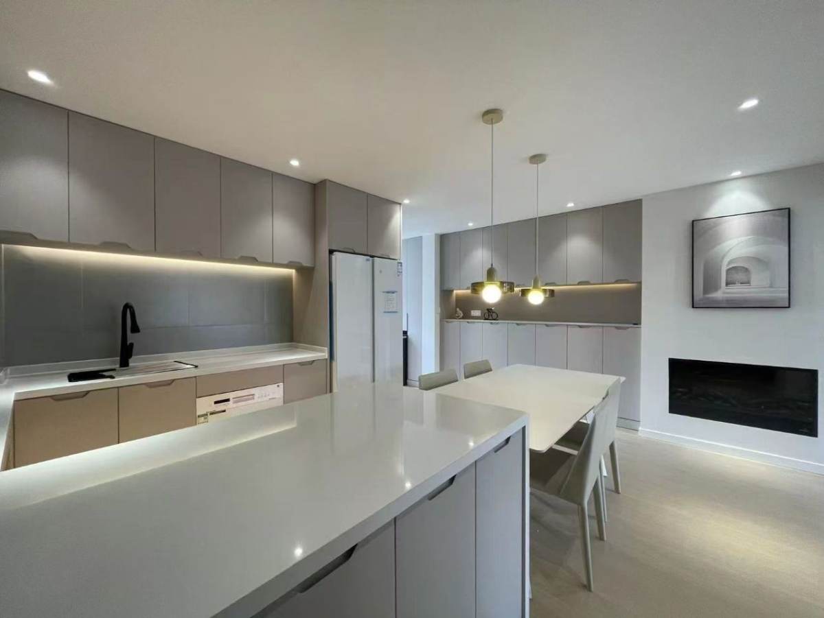 Housing image — Dining Area