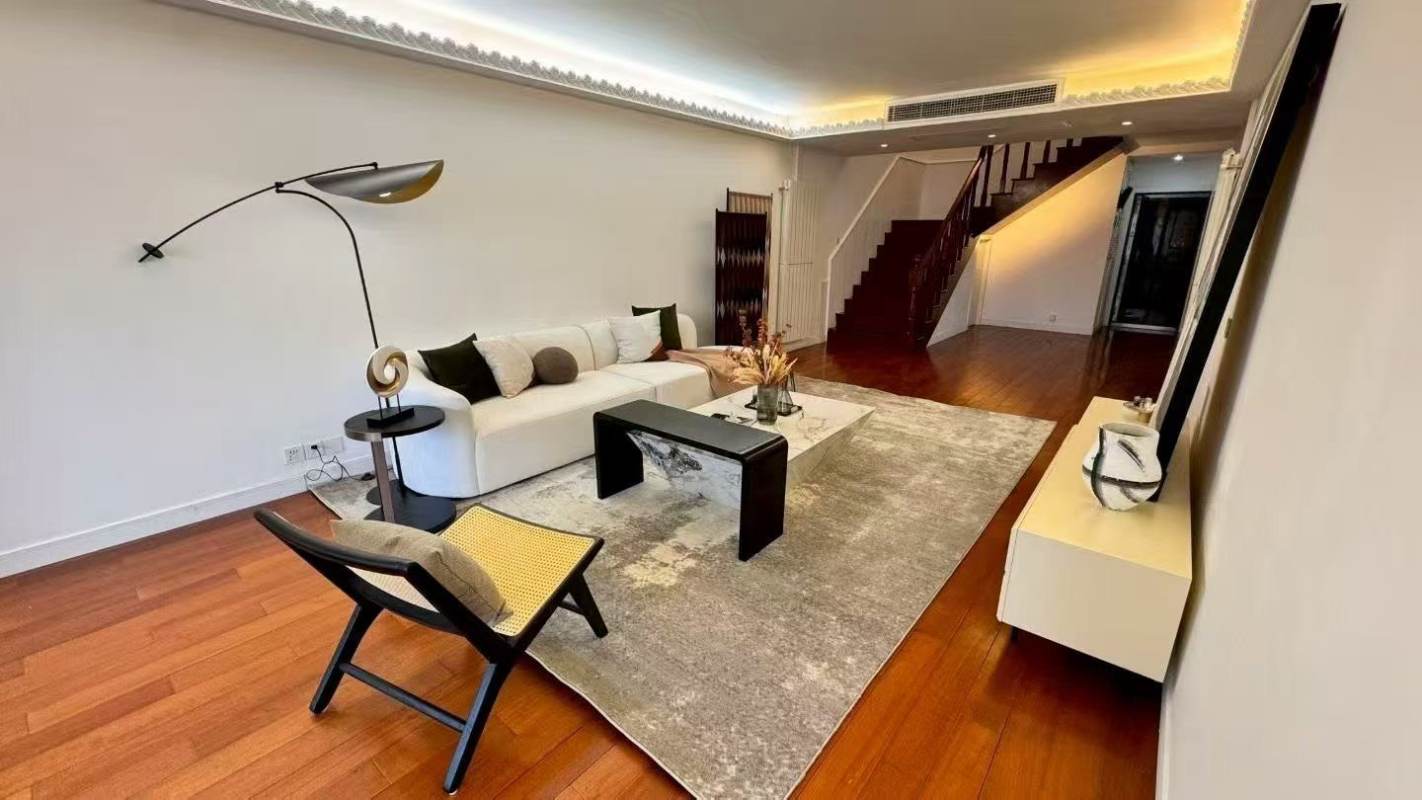 Housing image — Living Room