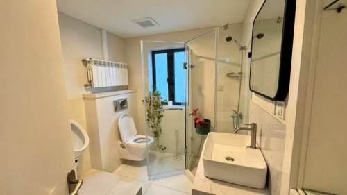 Housing image — Bathroom
