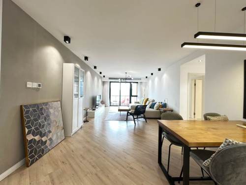 Housing image — Living Room