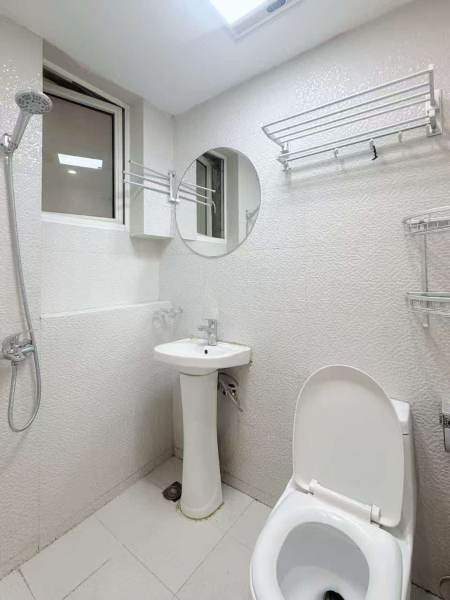 Housing image — Bathroom