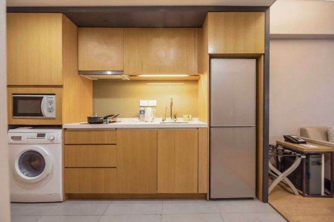 High-Floor Spacious 1BR Serviced Apartment in Xintiandi (L8/L14)