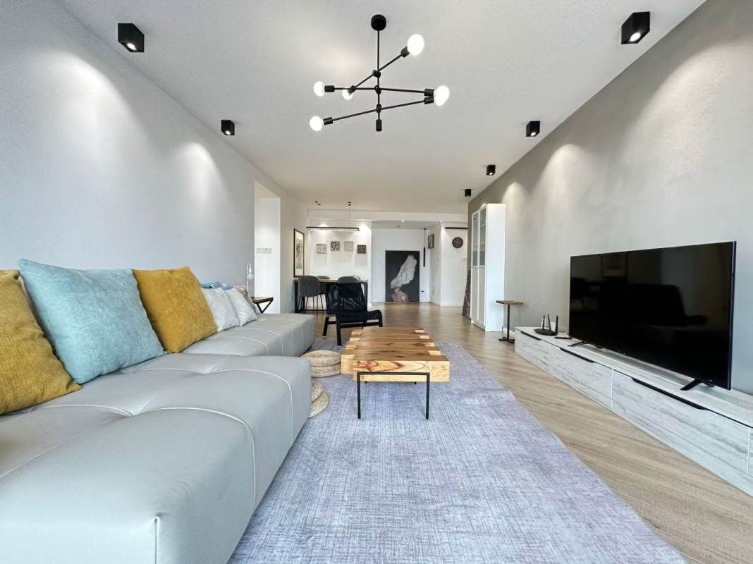 Housing image — Living Room