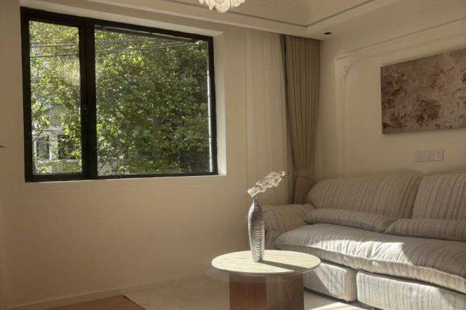 2BR Apartment in Xujiahui (L15)