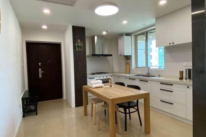 Spacious 2BR Apartment at Ladoll International City (L2/L12/L13)