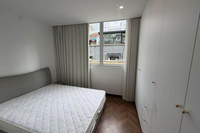 1BR Lane House in Old Xuhui (L9/L12)