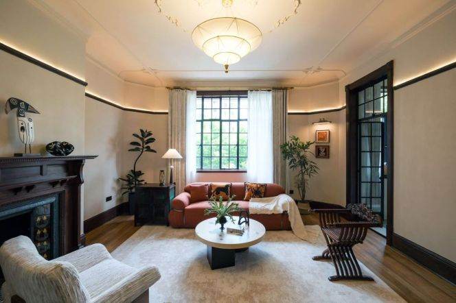 Spacious 2BR Apartment in Old Xuhui with Terrace (L1/L7)