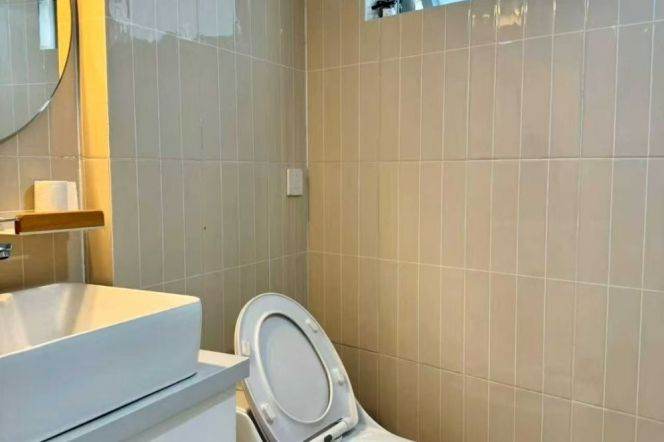 1BR Apartment in Old Xuhui (L1/L10)
