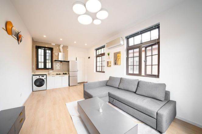 1BR Lane House in Old Xuhui