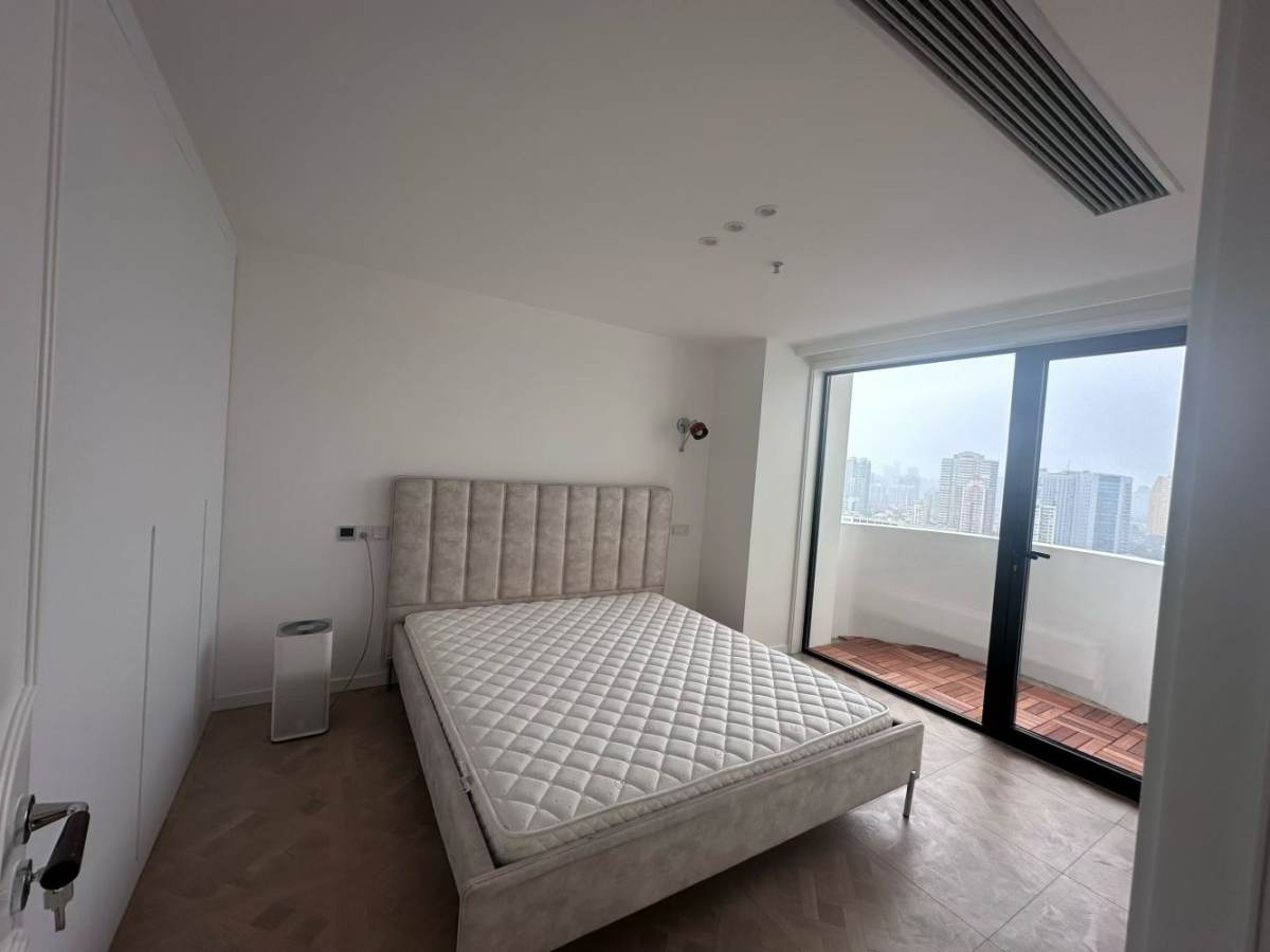 Housing image — Bedroom