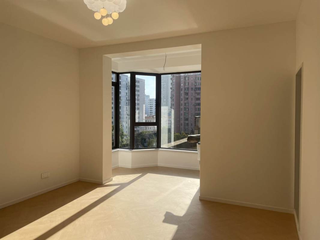 Housing image — Bedroom