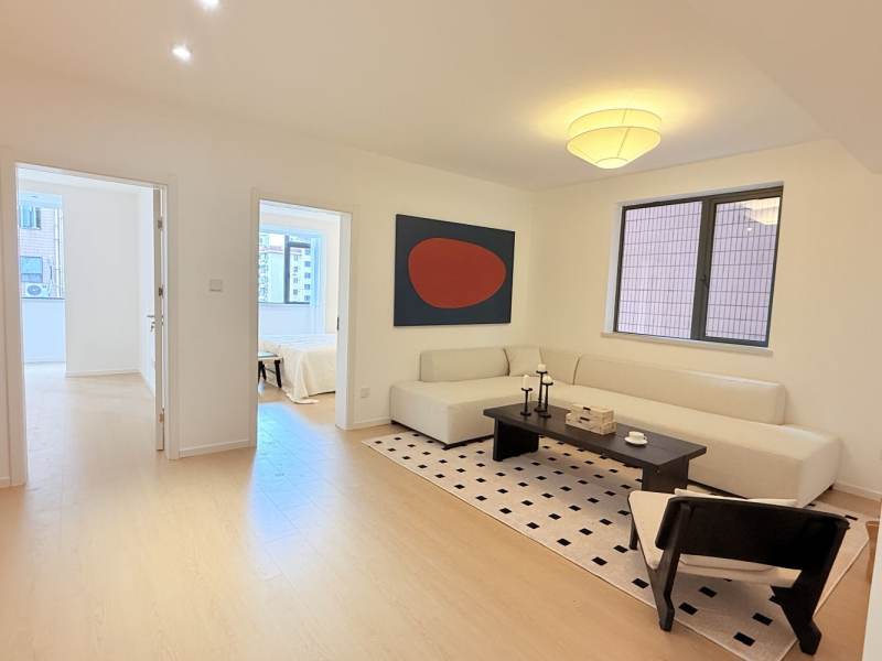 Housing image — Living Room