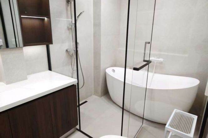 4BR Apartment in Old Xuhui (L1/L7/L10)