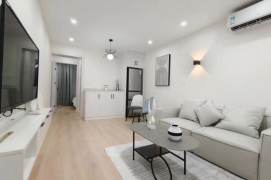 2BR Apartment near Hongqiao Rd Metro (L3/L4/L10)