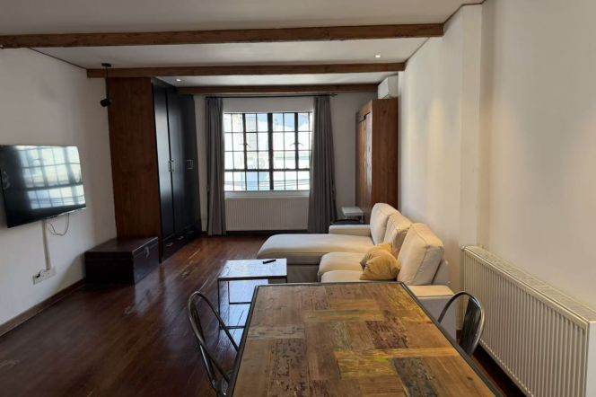 2BR Lane House in Old Xuhui