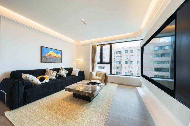 High-Floor 3BR Apartment near Nanpu Bridge Metro (L4/L9)