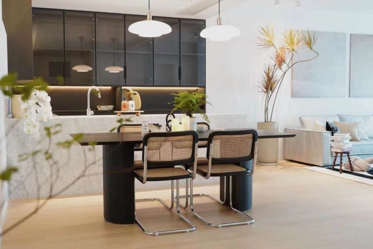 Housing image — Dining Area