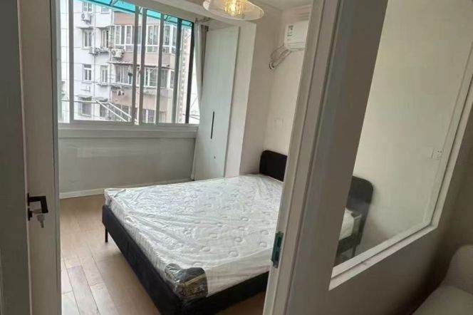 1BR Apartment near Caoyang Road Metro (L3/L4/L11/L14)