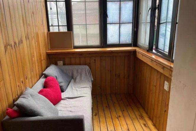 1BR Apartment at Wuzhong Building (L1/L7/L10)