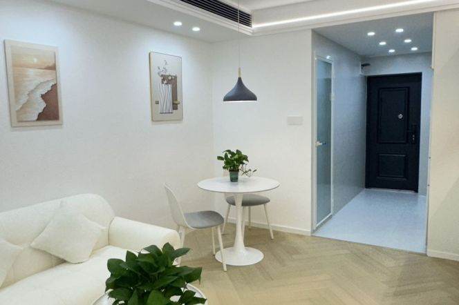 1BR Apartment near Jiangsu Rd Metro (L2/L11)