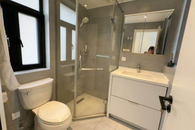 2BR Apartment at Shanghai Grand Plaza (Compound) with Floor-to-Ceiling Windows