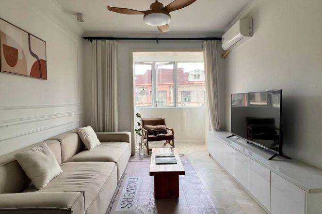 1BR Apartment near Jiaotong University Metro