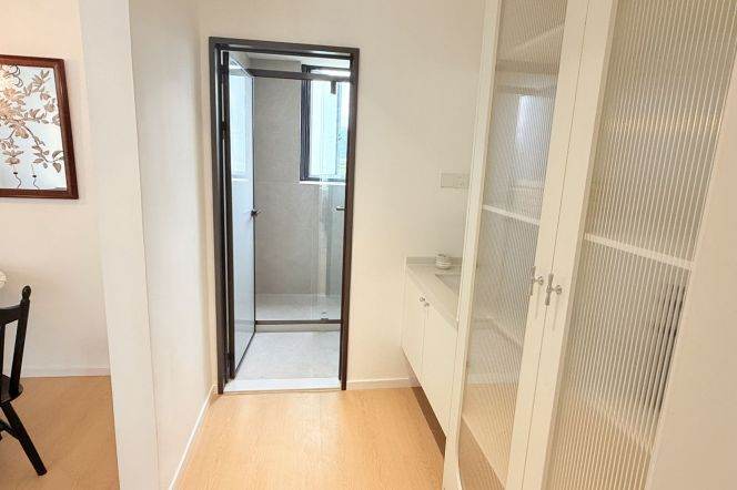 2BR Apartment near Shanghai Normal University Guilin Lu Campus (L9/L15)