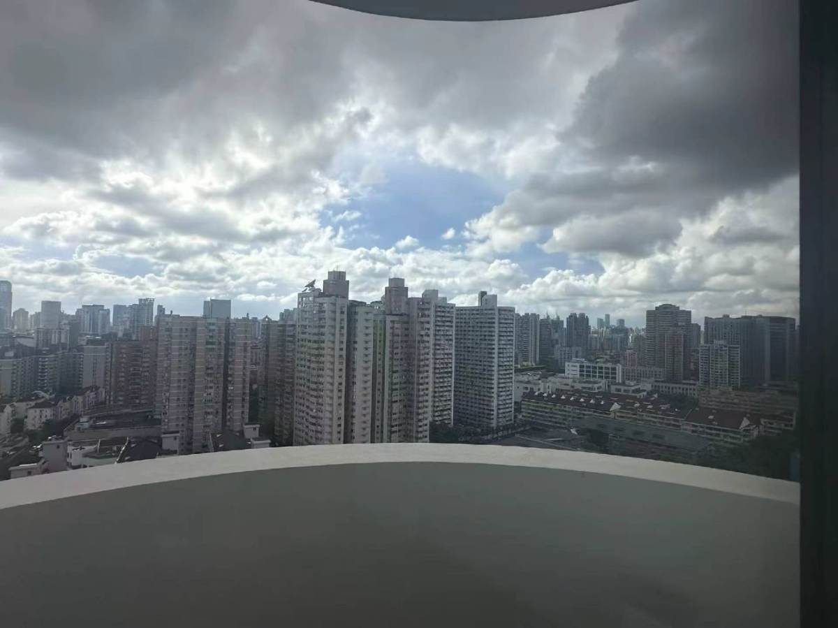 Housing image — Balcony