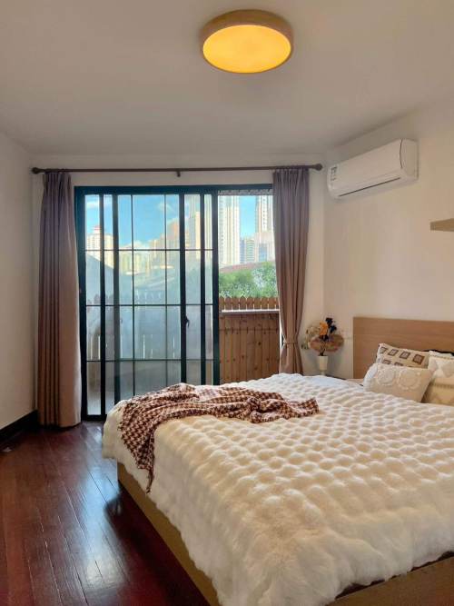 Housing image — Bedroom