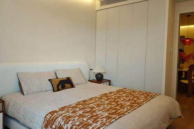 Spacious 1BR Apartment near Jinshajiang Rd Metro (L11/L13)