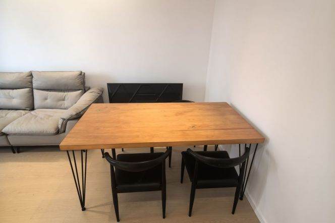 High-Floor 1BR Apartment in Jing'an (L2/L11)