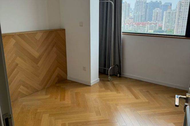 2BR Apartment near Jing'an Temple (L7)